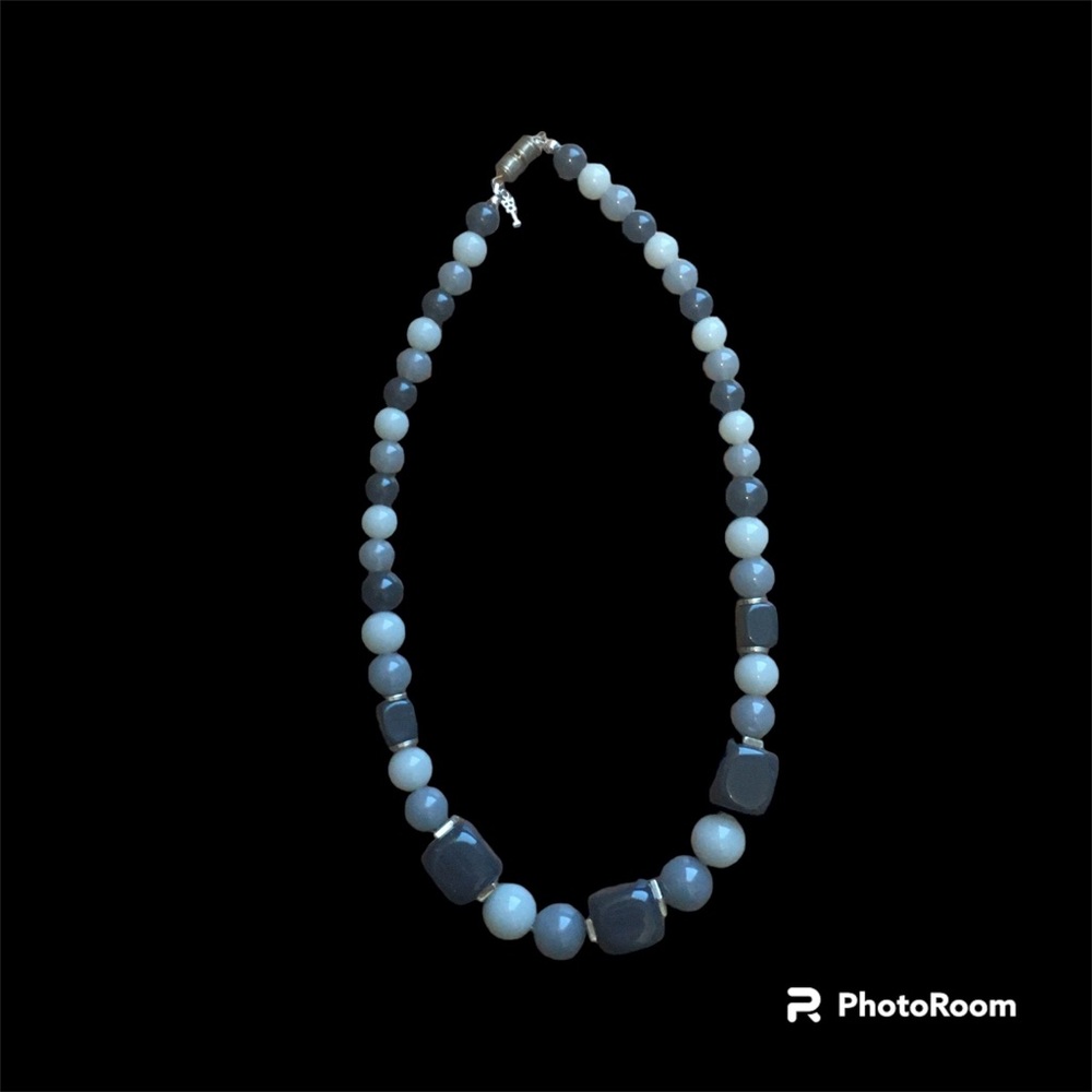 VINTAGE BLUE GRAY STONE WOMEN NECKLACE
